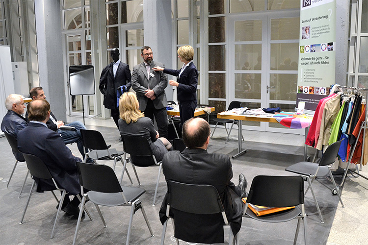Stilberatung Böblingen Businessbekleidung-Anzug Krawatte-Worauf beim Einkauf achten?