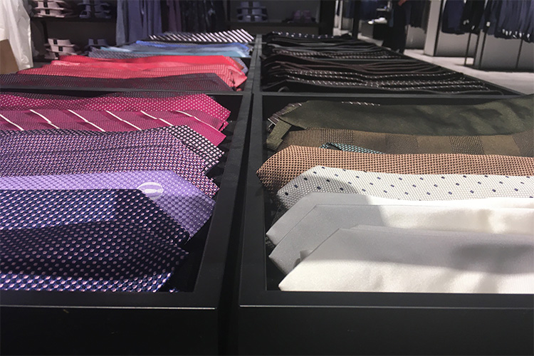 Herrenberatung Stilberatung-Krawatten und Co-Hemd und Sakko